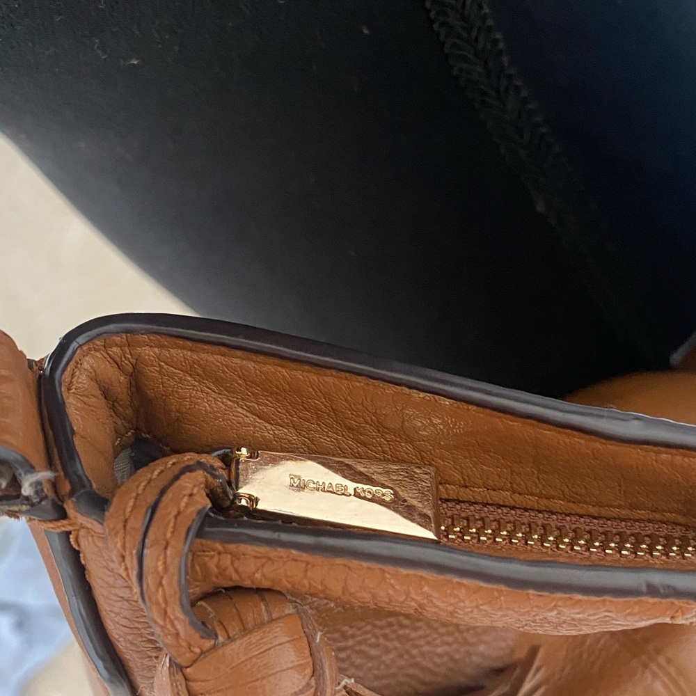 Michael Kors Tan Leather Hobo Bag - Picture 9 of 10